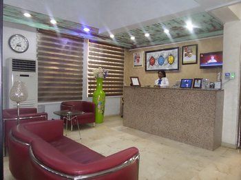 Dilic Hotel Mobushipe Екстериор снимка