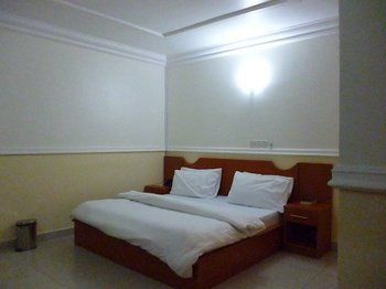 Dilic Hotel Mobushipe Екстериор снимка